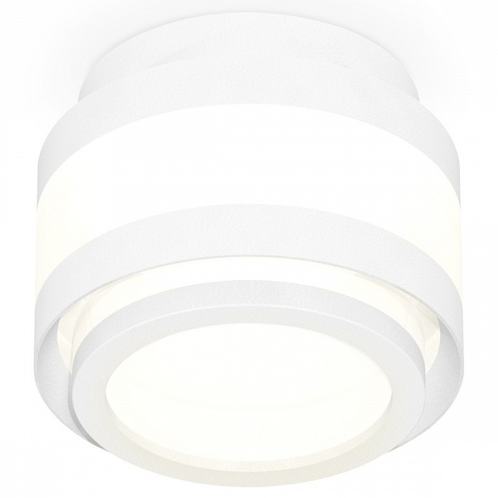 Фото Накладной светильник Ambrella Light XS XS8418002 AMBR_XS8418002 - интернет-магазин МегаТерем в Москве