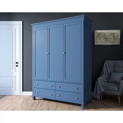 Шкаф трехстворчатый в стиле...