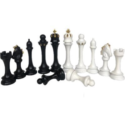 Шахматные фигуры Капабланка...
