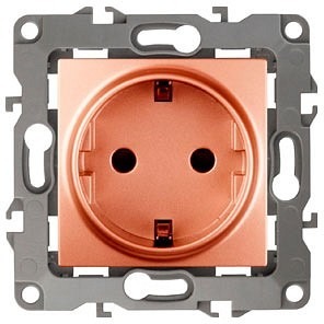 Фото Розетка с заземлением и со шторкой, без рамки Эра Эра 12 12-2102-14 ER_B0019325 - интернет-магазин МегаТерем в Москве
