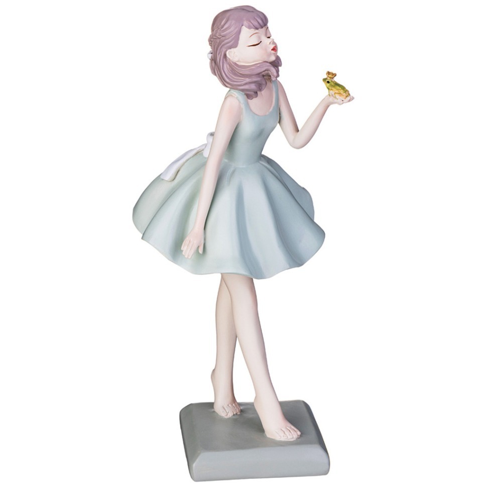 Фото Статуэтка девочка поцелует лягушку 23 см Lefard (154-619) - интернет-магазин МегаТерем в Москве