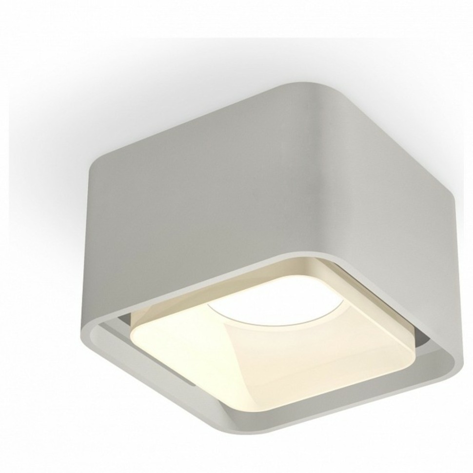 Фото Накладной светильник Ambrella Light XS XS7834010 AMBR_XS7834010 - интернет-магазин МегаТерем в Москве