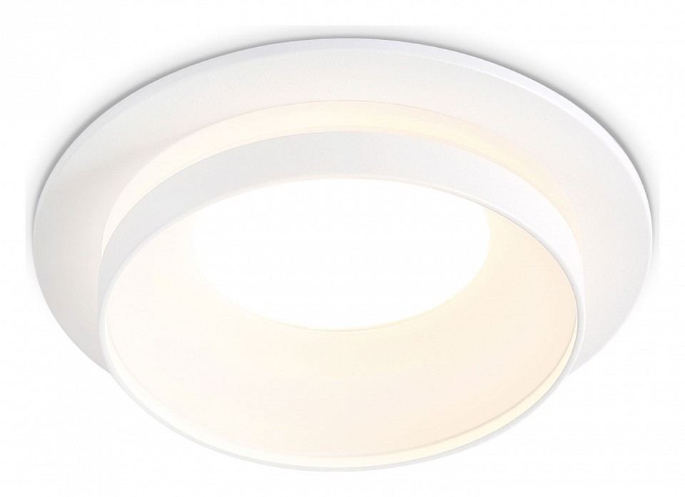 Фото Встраиваемый светильник Ambrella Light TN TN30707 AMBR_TN30707 - интернет-магазин МегаТерем в Москве