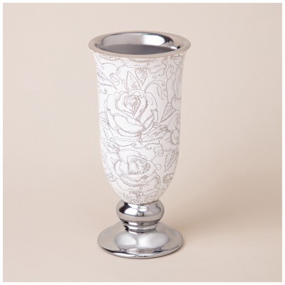 Ваза декоративная на ножке ...