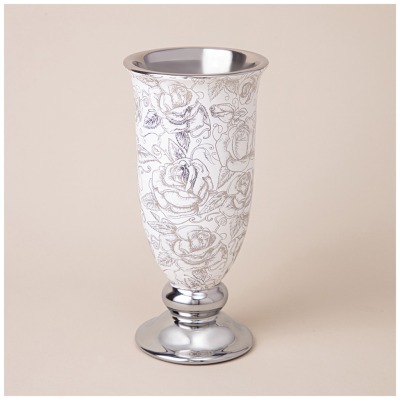 Ваза декоративная на ножке ...