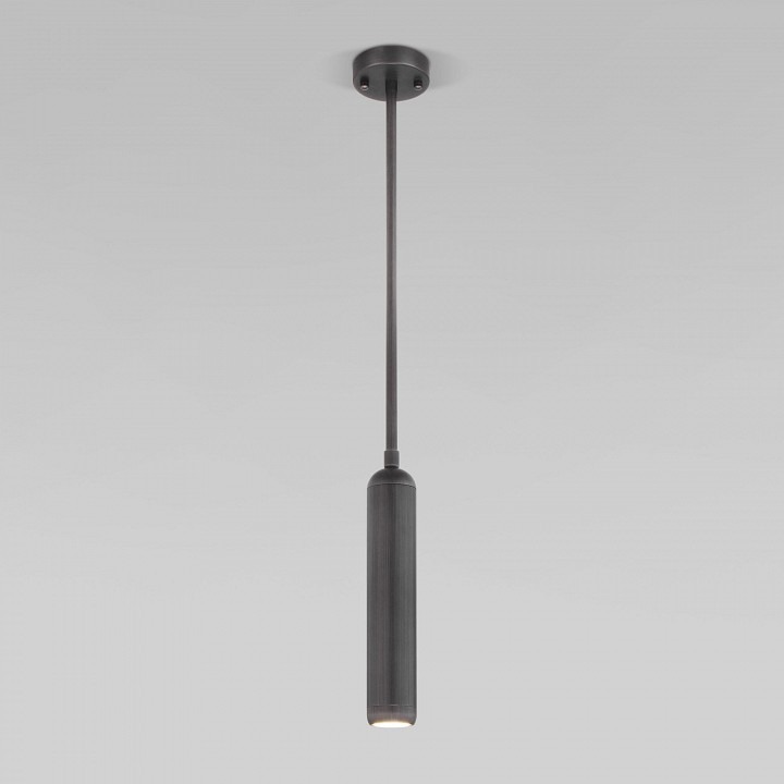 Фото Светильник на штанге Eurosvet Pacific 50255/1 титан EV_a063266 - интернет-магазин МегаТерем в Москве