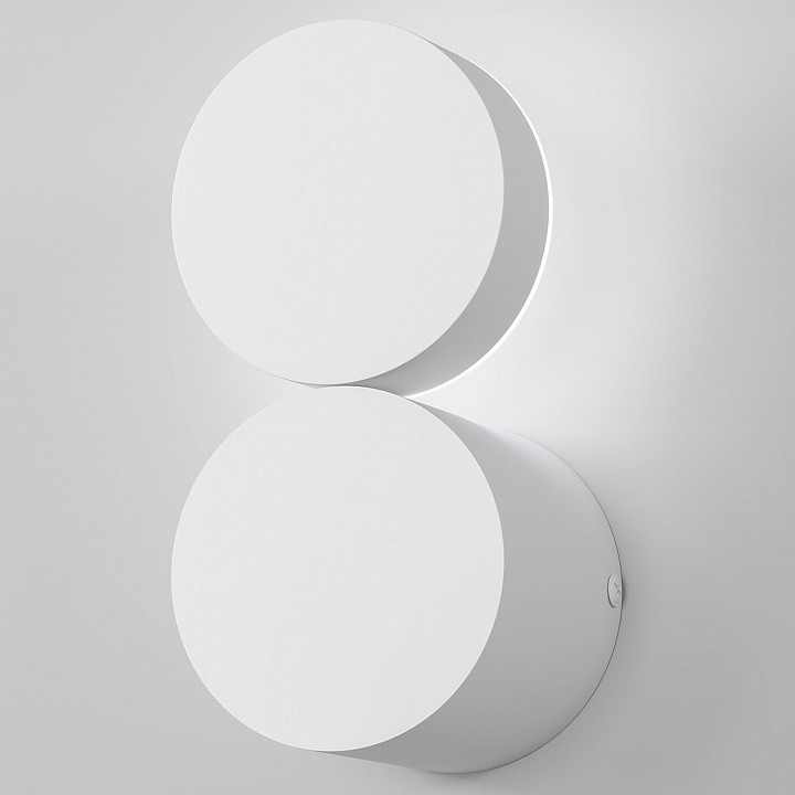 Фото Накладной светильник Elektrostandard Brioni a064599 ELK_a064599 - интернет-магазин МегаТерем в Москве