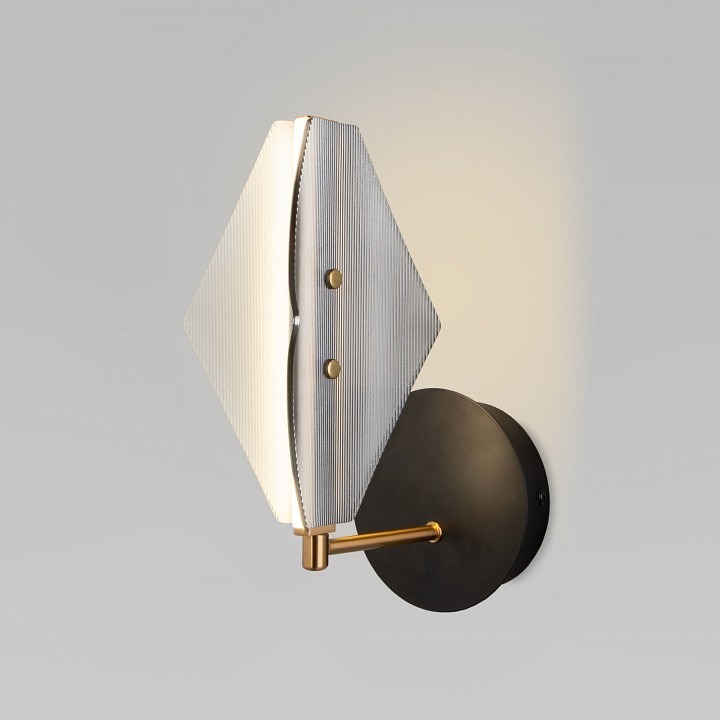 Фото Бра Eurosvet  303054 LED латунь EV_a071577 - интернет-магазин МегаТерем в Москве