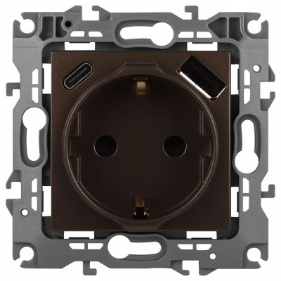 Розетка с заземлением и со ...