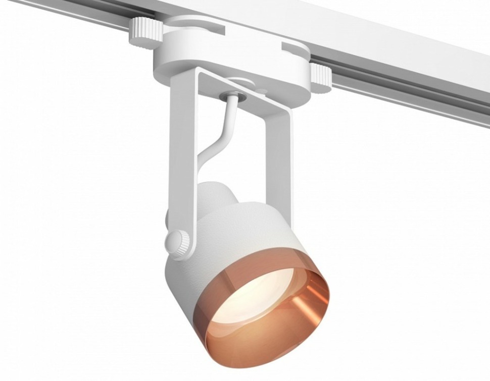 Фото Светильник на штанге Ambrella Light XT XT6601045 AMBR_XT6601045 - интернет-магазин МегаТерем в Москве