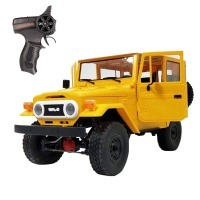 Радиоуправляемый внедорожник WPL Toyota FJ40 желтый 4WD масштаб 1:16 2.4G (WPLC-34-YELLOW)