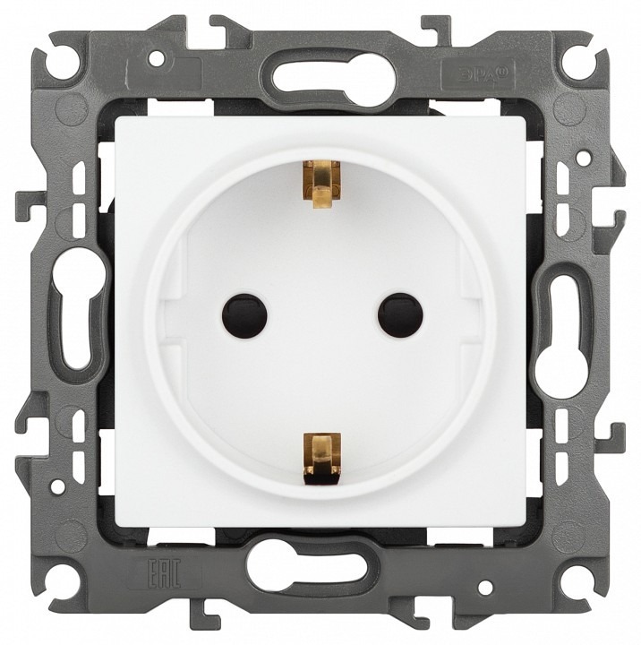 Фото Розетка с заземлением и со шторкой, без рамки Эра Эра 12 12-2102-01М ER_B0065661 - интернет-магазин МегаТерем в Москве