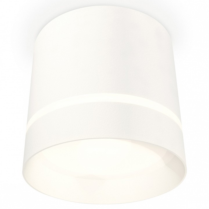 Фото Накладной светильник Ambrella Light XS XS8110006 AMBR_XS8110006 - интернет-магазин МегаТерем в Москве