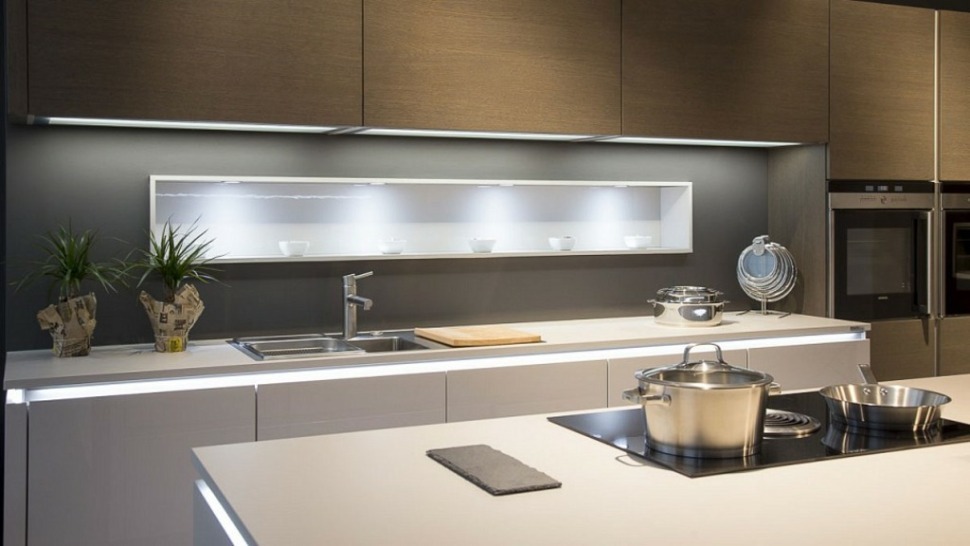 Фото Лента светодиодная Feron Saffit LS604 27638 FE_27638 - интернет-магазин МегаТерем в Москве