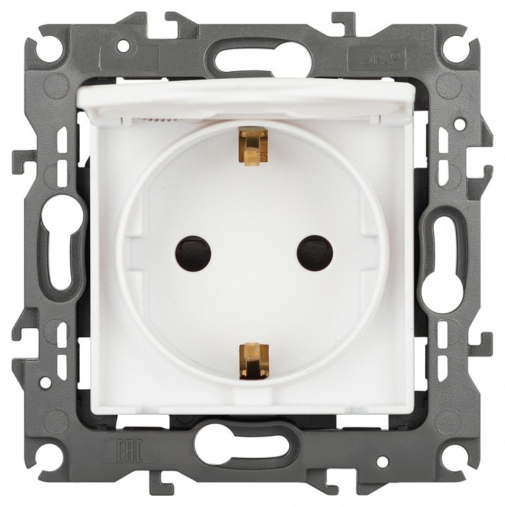 Фото Розетка с заземлением и со шторкой, без рамки Эра Эра 12 12-2103-01М ER_B0065675 - интернет-магазин МегаТерем в Москве