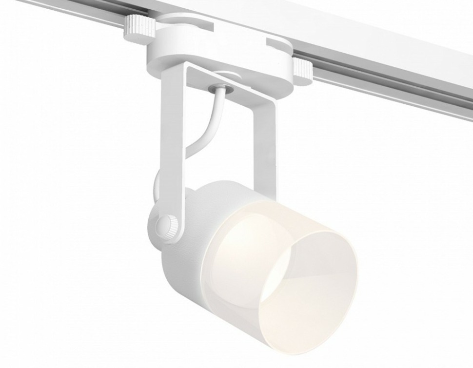 Фото Светильник на штанге Ambrella Light XT XT6601086 AMBR_XT6601086 - интернет-магазин МегаТерем в Москве