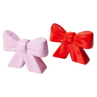 Набор из солонки и перечниц...