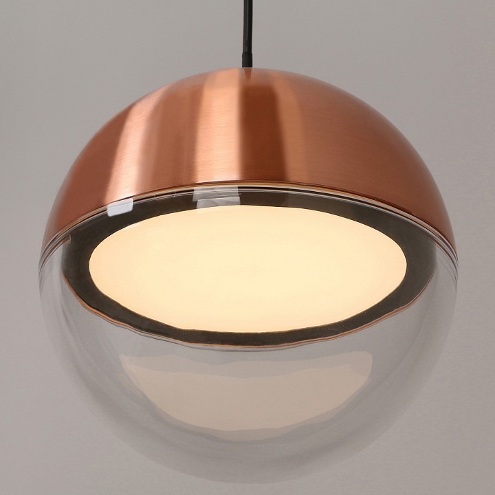 Фото Подвесной светильник Favourite Luna 4371-1P FV_4371-1P - интернет-магазин МегаТерем в Москве