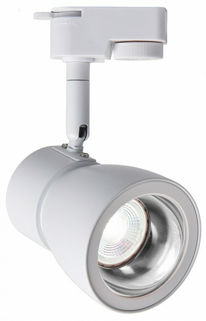 Фото Светильник на штанге Escada 20035 20035TRA/01 SWH/CH ESC_20035TRA_01_SWH_CH - интернет-магазин МегаТерем в Москве