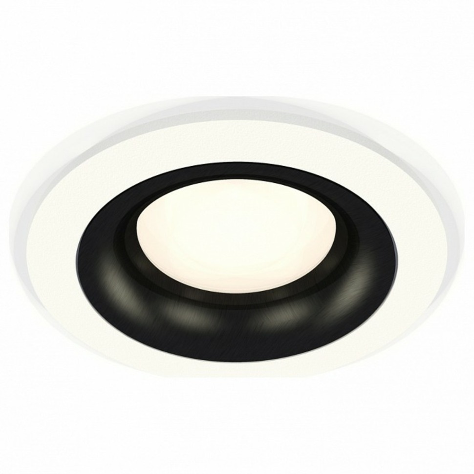 Фото Встраиваемый светильник Ambrella Light XC XC7621002 AMBR_XC7621002 - интернет-магазин МегаТерем в Москве