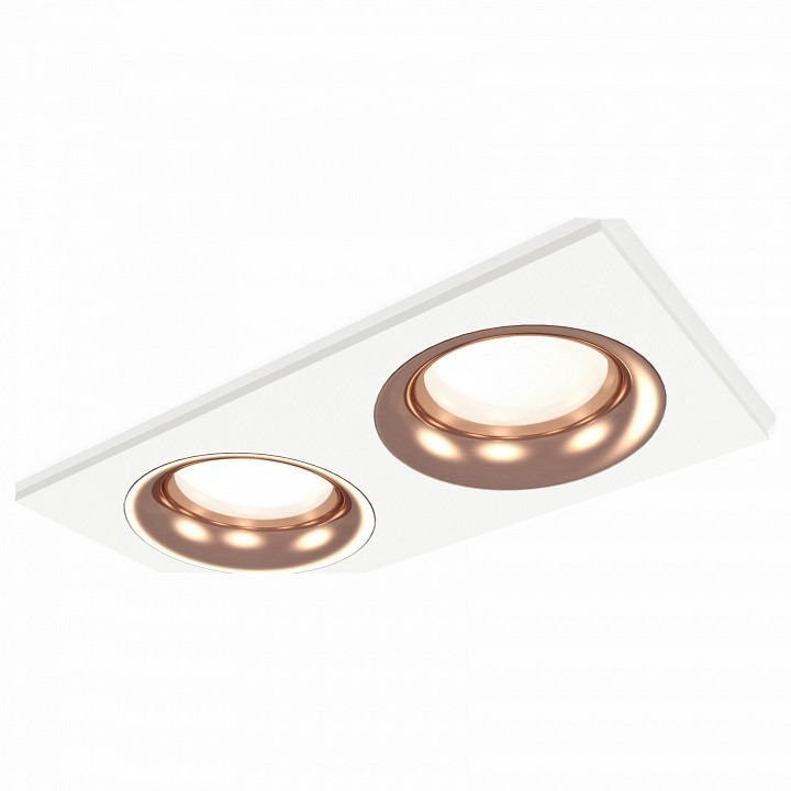 Фото Встраиваемый светильник Ambrella Light XC XC7635006 AMBR_XC7635006 - интернет-магазин МегаТерем в Москве