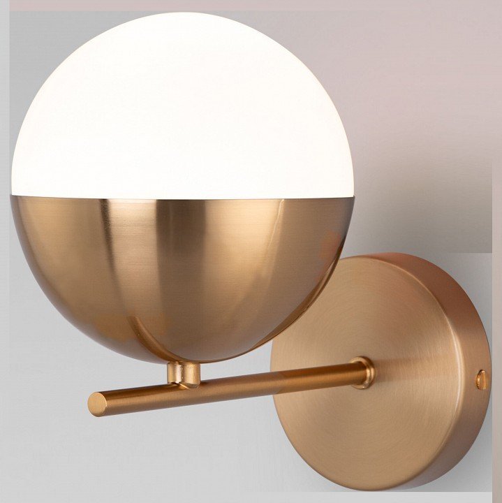 Фото Бра Eurosvet Nuvola 70129/1 латунь EV_a060829 - интернет-магазин МегаТерем в Москве