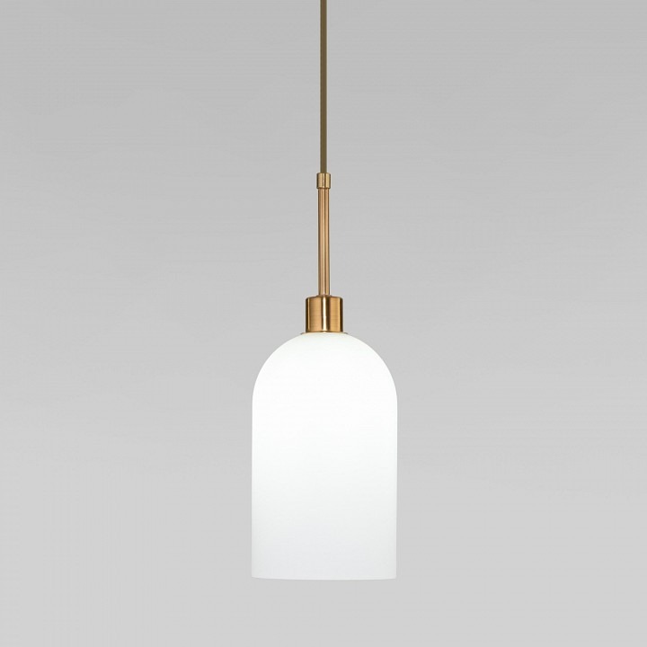 Фото Подвесной светильник Eurosvet Bambola 50357/1 латунь EV_a065658 - интернет-магазин МегаТерем в Москве