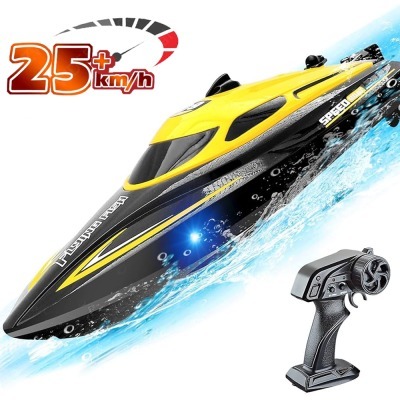 Радиоуправляемый катер (30 ...