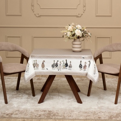 Скатерть family farm 110х14...