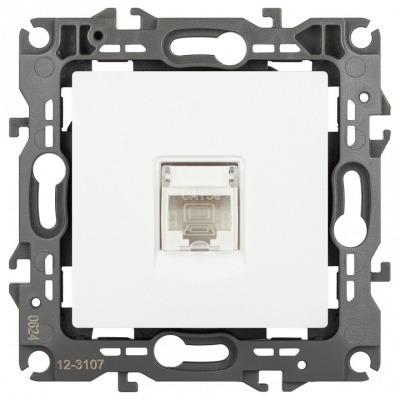 Розетка Ethernet RJ-45 без ...