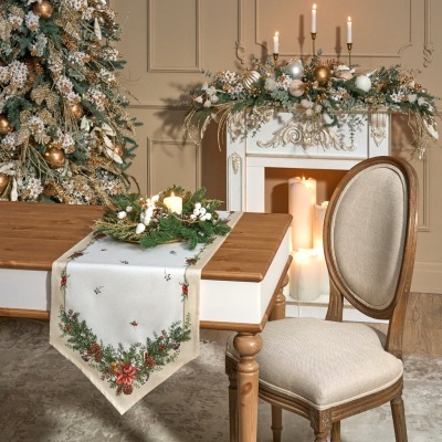 Дорожка на стол celebration...