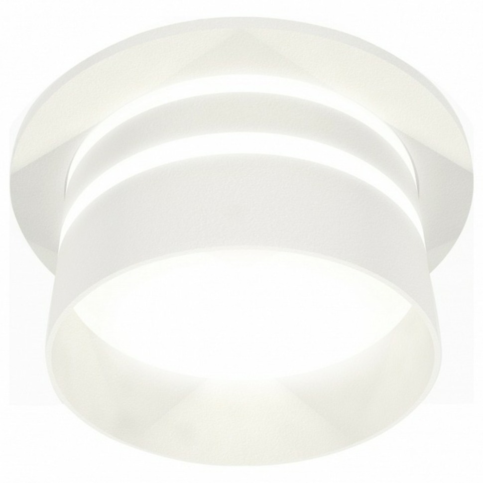 Фото Встраиваемый светильник Ambrella Light XC XC7621042 AMBR_XC7621042 - интернет-магазин МегаТерем в Москве