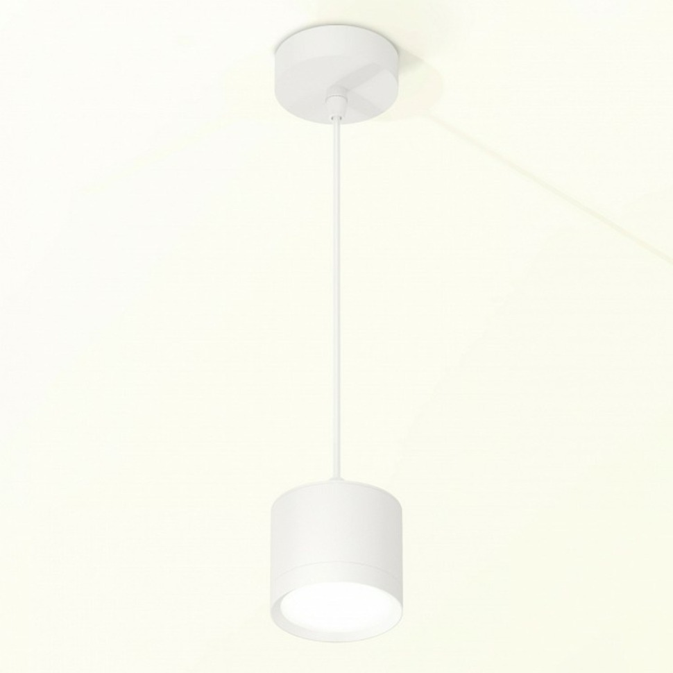 Фото Подвесной светильник Ambrella Light XP XP8110011 AMBR_XP8110011 - интернет-магазин МегаТерем в Москве