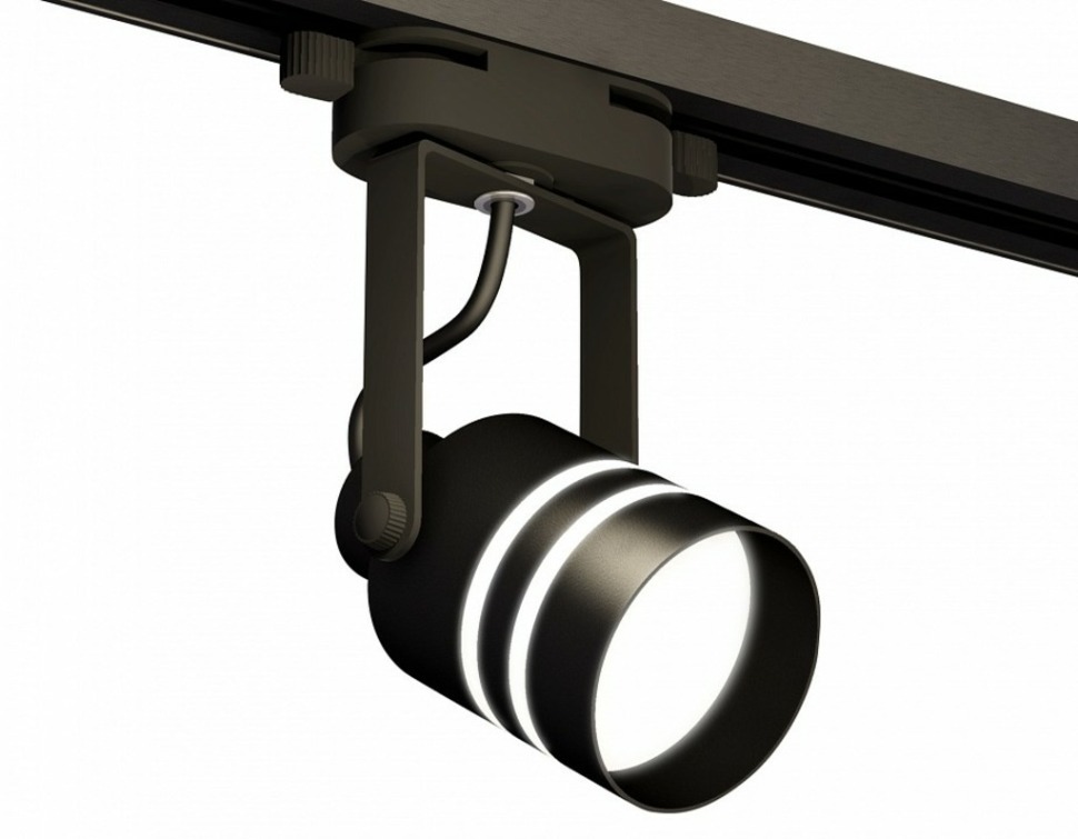 Фото Светильник на штанге Ambrella Light XT XT6602082 AMBR_XT6602082 - интернет-магазин МегаТерем в Москве