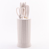 Набор кухонных ножей 5 шт с подставкой MAYER BOCH (40614) Набор кухонных ножей 5 шт с подставкой MAYER BOCH (40614)