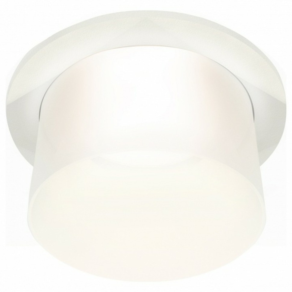 Фото Встраиваемый светильник Ambrella Light XC XC7621045 AMBR_XC7621045 - интернет-магазин МегаТерем в Москве