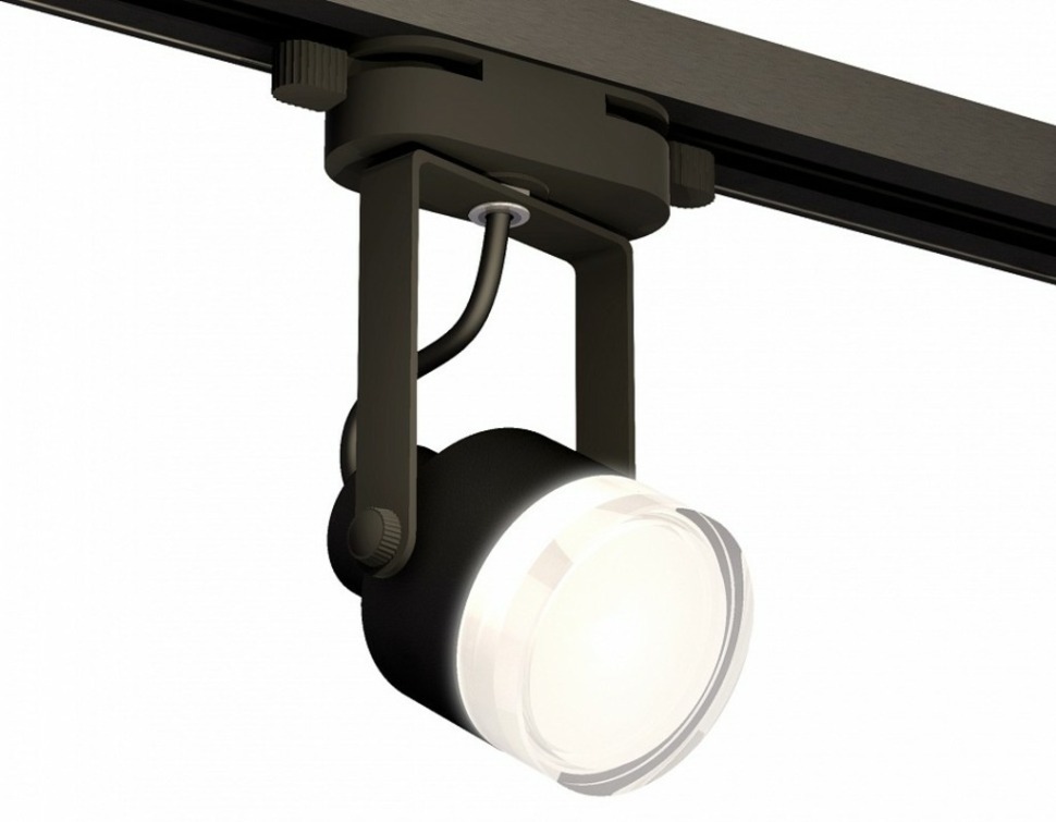 Фото Светильник на штанге Ambrella Light XT XT6602083 AMBR_XT6602083 - интернет-магазин МегаТерем в Москве