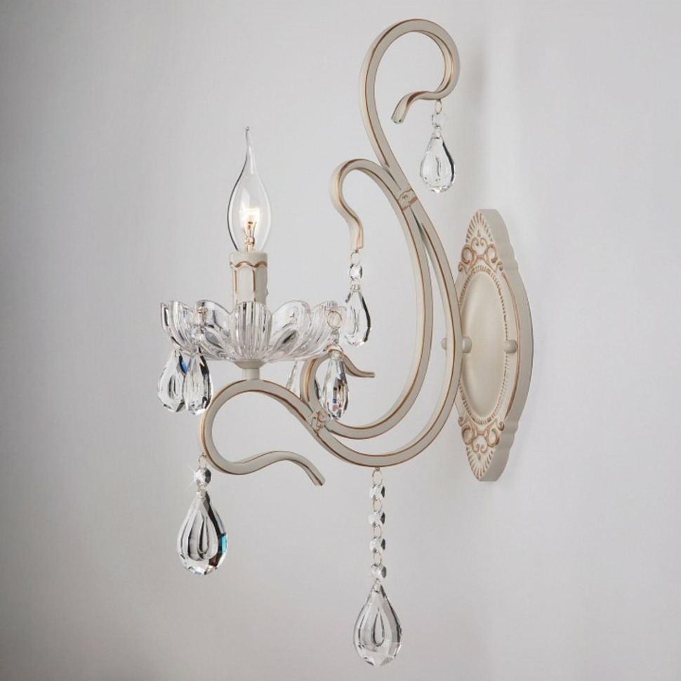 Фото Бра Eurosvet Etna 12205/1 белый Strotskis EV_59680 - интернет-магазин МегаТерем в Москве