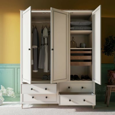 Шкаф трехстворчатый Odri с ...