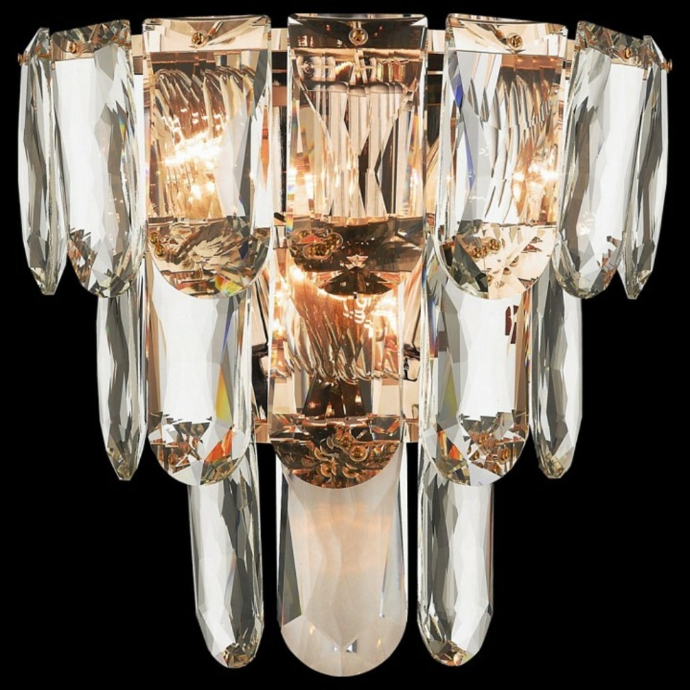 Фото Накладной светильник Wertmark Lavinia WE106.03.101 - интернет-магазин МегаТерем в Москве