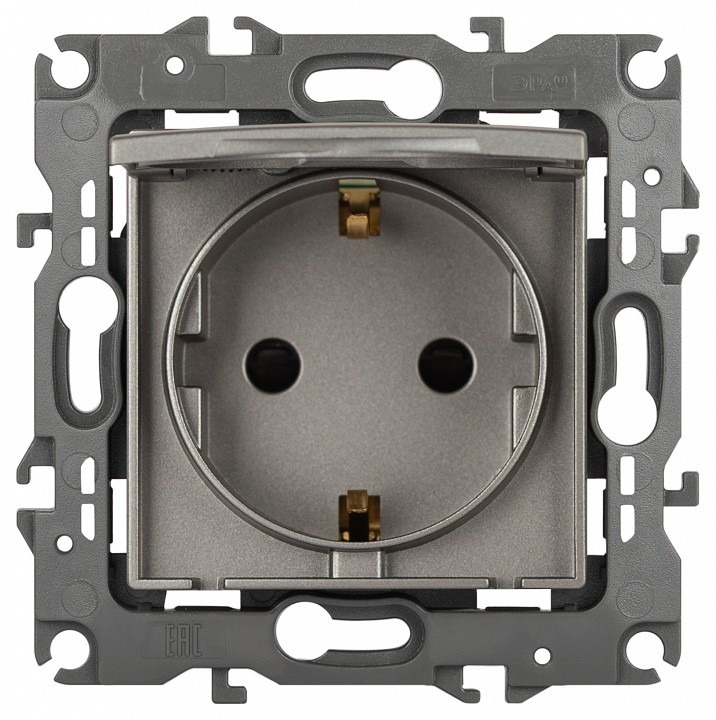 Фото Розетка с заземлением и со шторкой, без рамки с крышкой Эра Эра 12 12-2103-16 ER_B0065722 - интернет-магазин МегаТерем в Москве