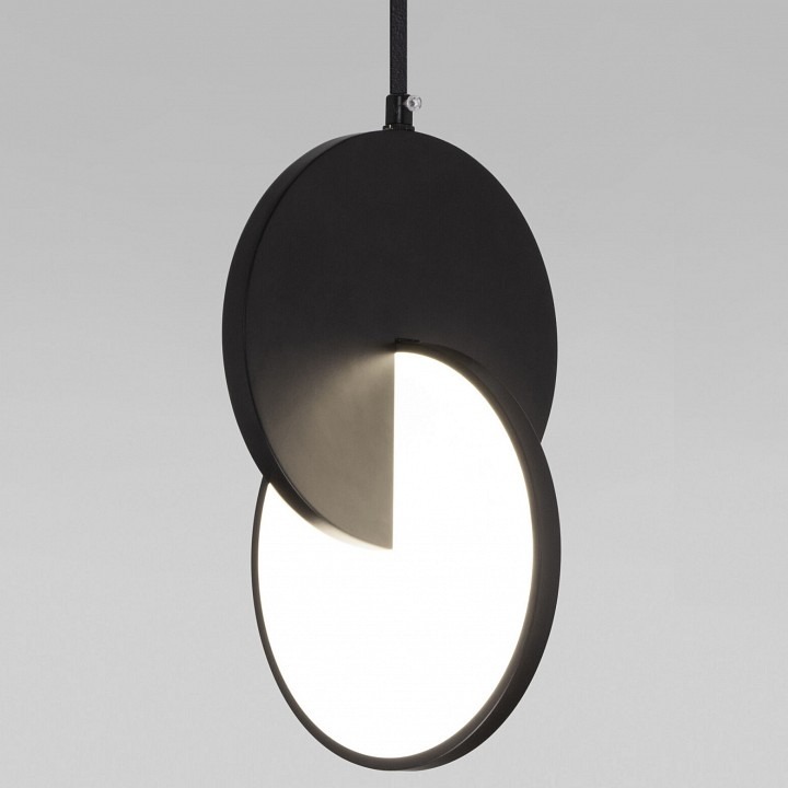 Фото Подвесной светильник Eurosvet Lang 50225/1 LED черный EV_a057338 - интернет-магазин МегаТерем в Москве