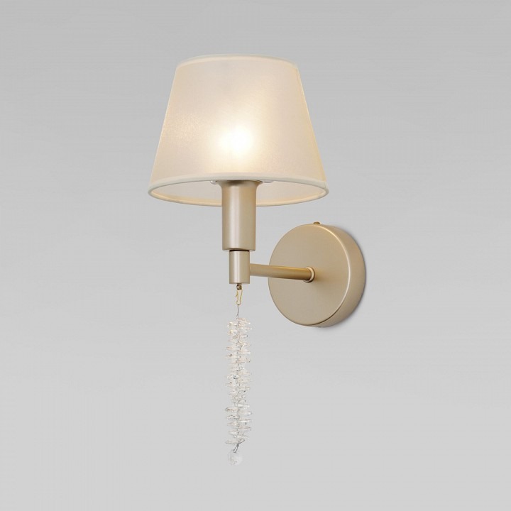 Фото Бра Eurosvet Charuel 60148/1 матовое золото EV_a064943 - интернет-магазин МегаТерем в Москве