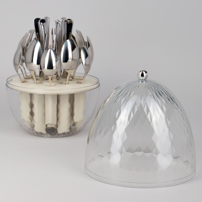 Набор столовых приборов на ...