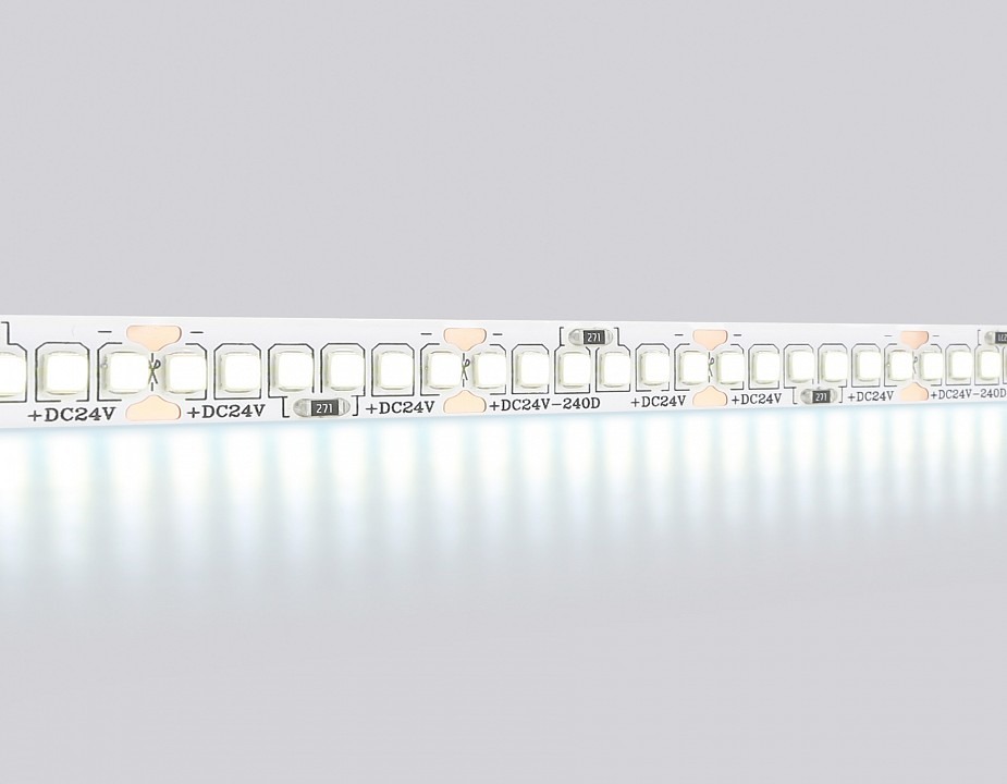 Фото Лента светодиодная Ambrella Light GS GS3503 AMBR_GS3503 - интернет-магазин МегаТерем в Москве