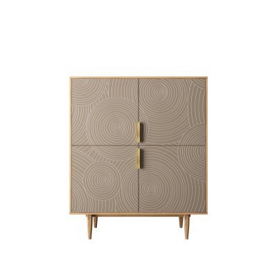 Большой комод с четырьмя дв...