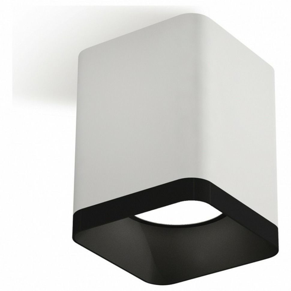 Фото Накладной светильник Ambrella Light XS XS7812002 AMBR_XS7812002 - интернет-магазин МегаТерем в Москве