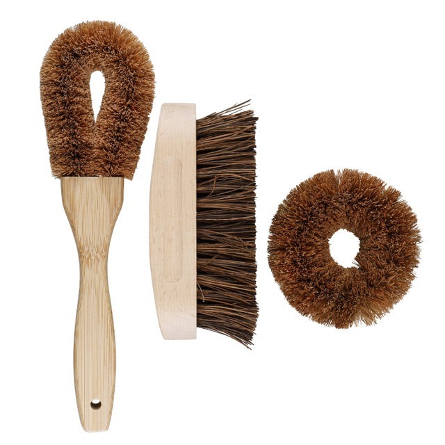 Набор из 3 экологически чистых щеток из кокосового волокна Natural Elements NEBRUSH3PC Фото Набор из 3 экологически чистых щеток из кокосового волокна Natural Elements NEBRUSH3PC - интернет-магазин МегаТерем в Москве