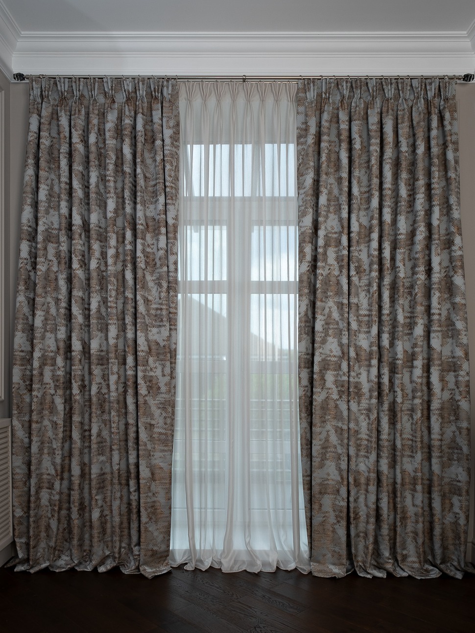 Фото Портьера Bromley голубой 300*260 (TT-00015969) - интернет-магазин МегаТерем в Москве