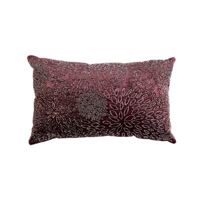 Подушка с вышивкой Огни бор...